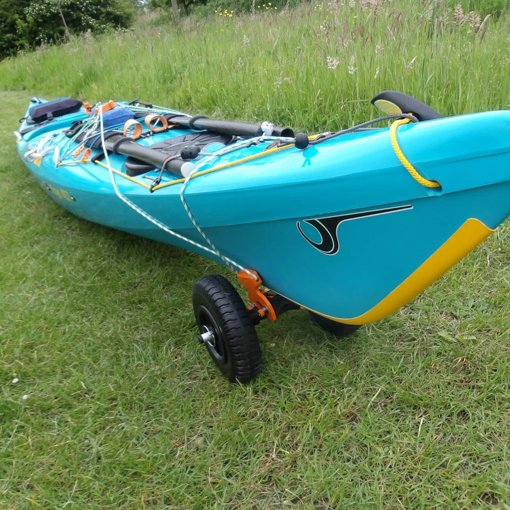 Chariot compact pour kayak de mer